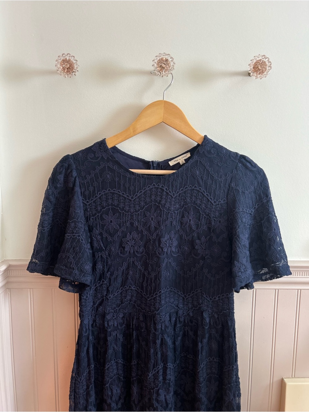 tea n rose navy embroidered short sleeve dress